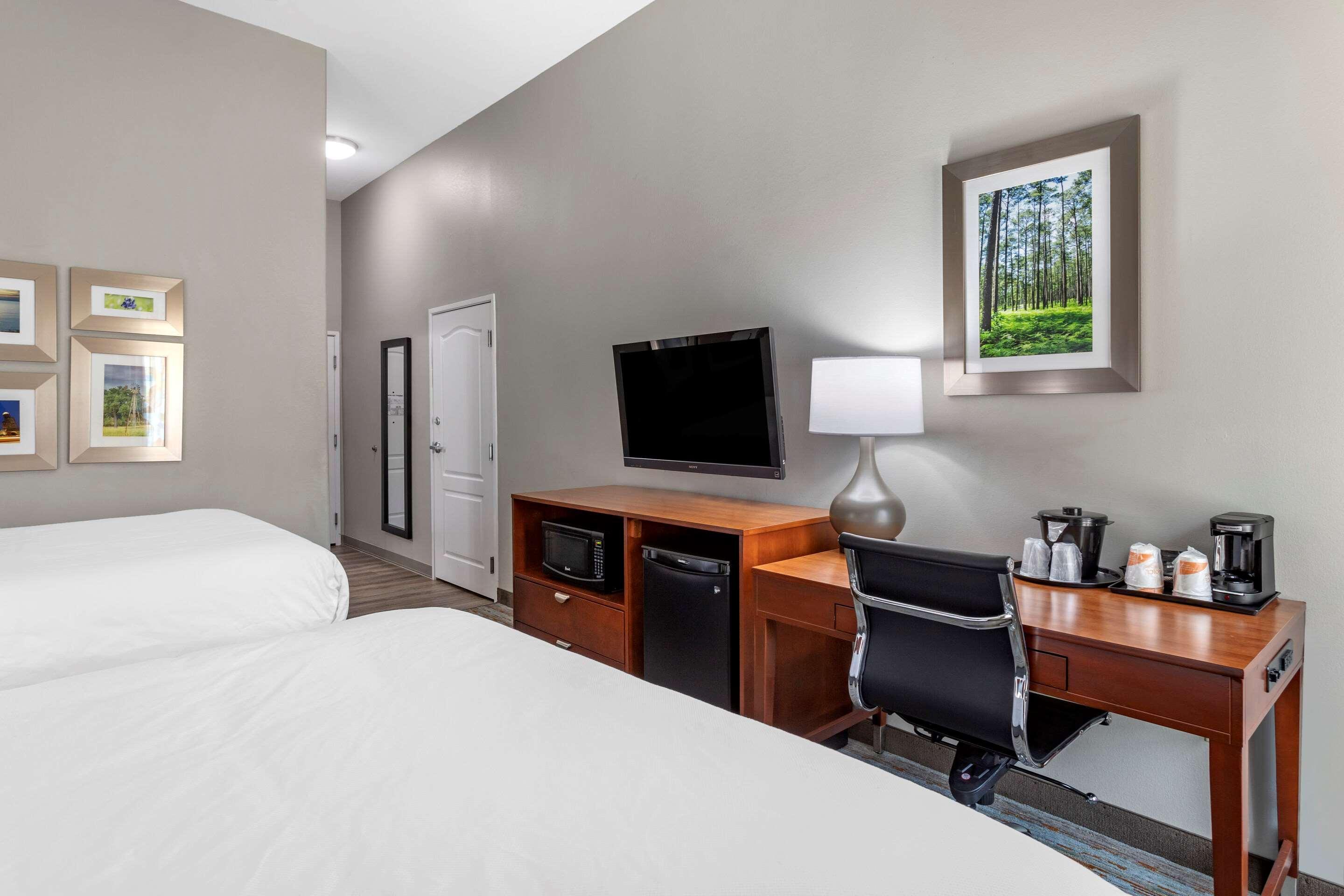 Comfort Inn & Suites Cleveland Buitenkant foto