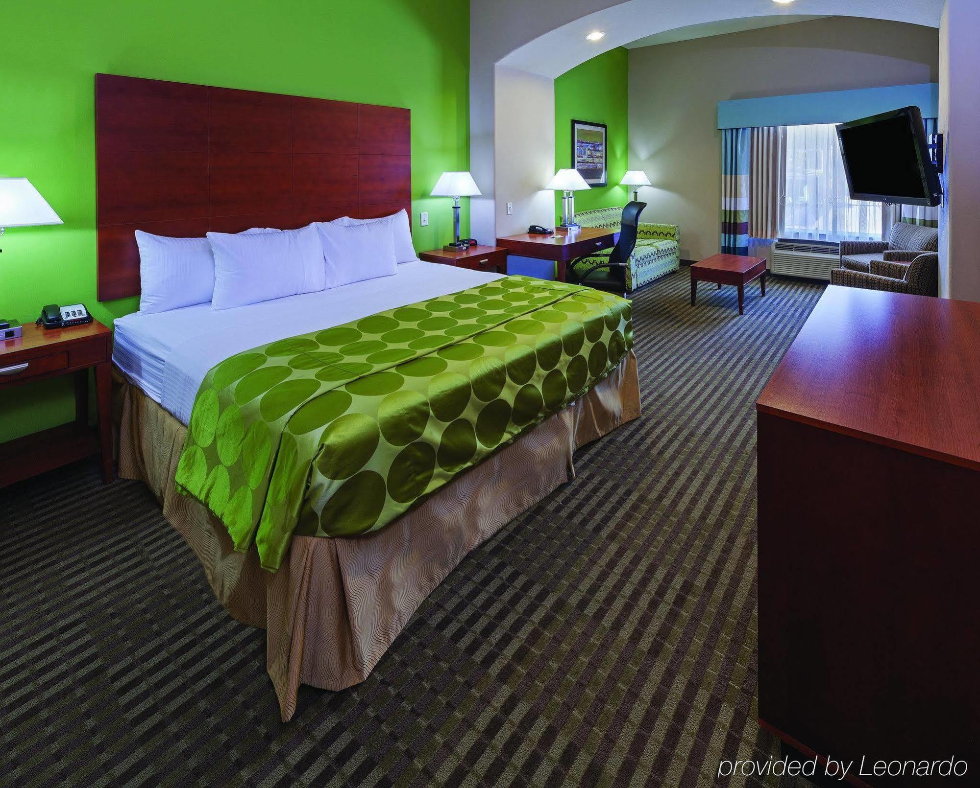 Comfort Inn & Suites Cleveland Buitenkant foto